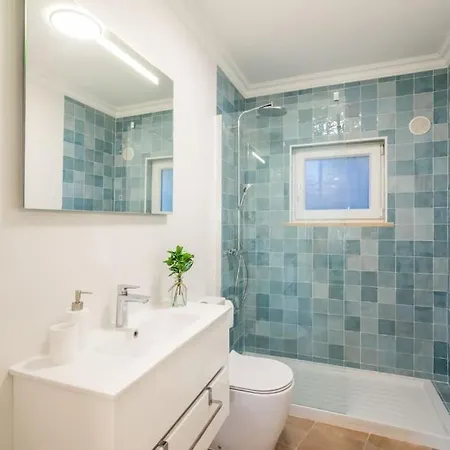 Beachfront Da By Blue Diamond 23b